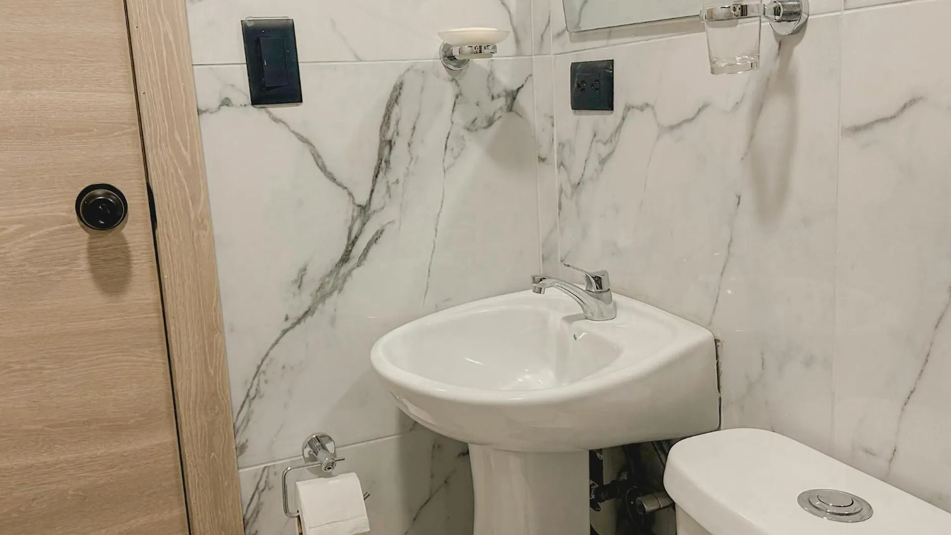 Acogedor Y Nuevo Depa En El Corazon De Cuenca Apartment